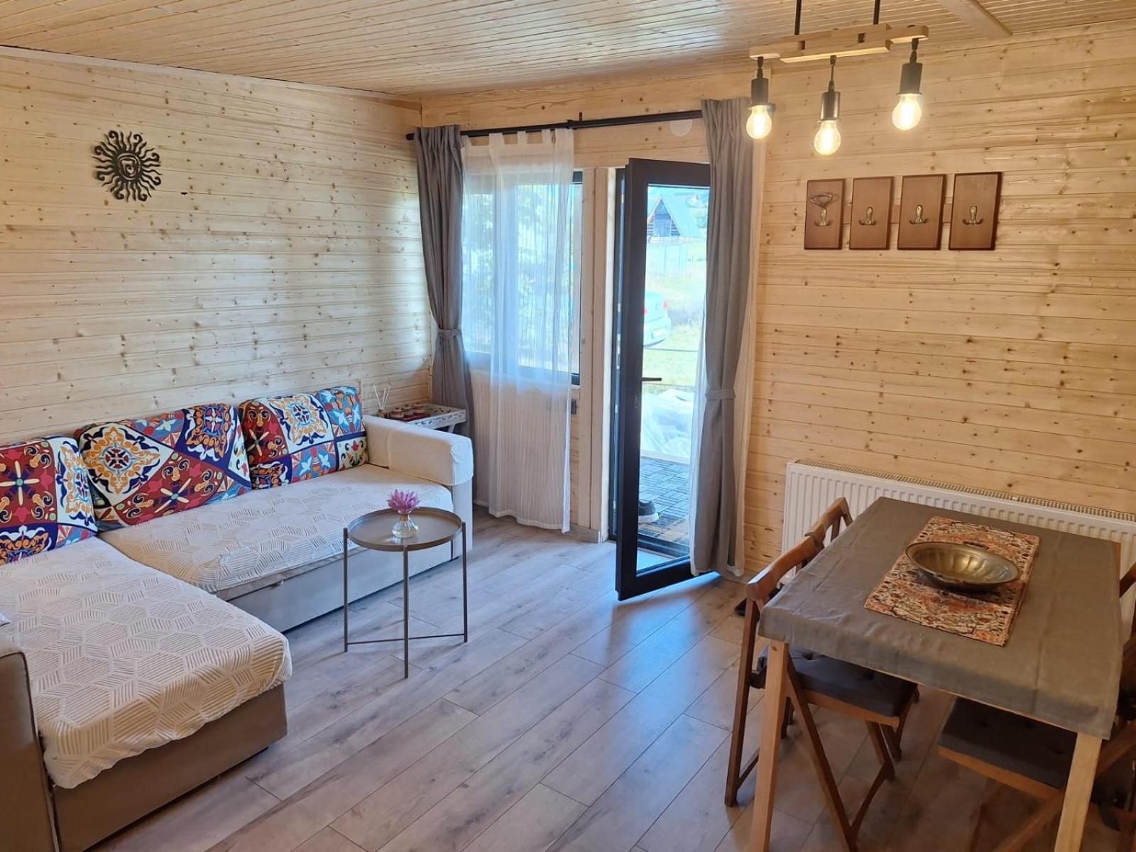 Bran White Clouds House And Chalet المظهر الخارجي الصورة