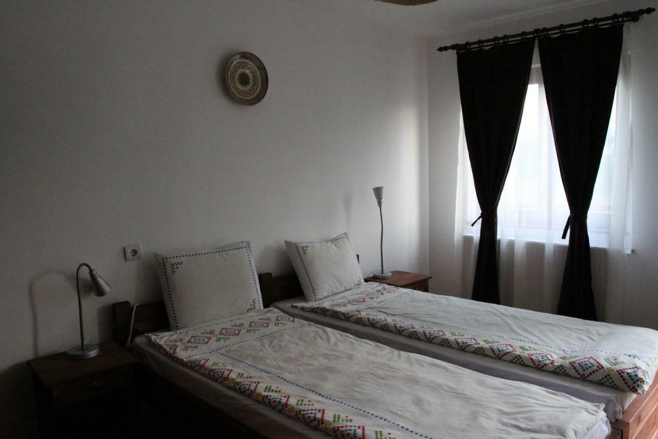 Bran White Clouds House And Chalet المظهر الخارجي الصورة